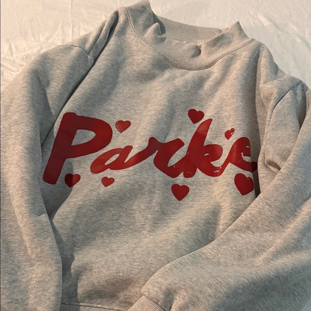 Parke by Chelsea Kramer Valentine’s Day edition gray mock neck sweater size L/XL